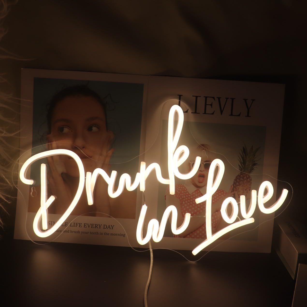 Drunk In Love Neon Sign, Custom Wedding Party LED Neon Light Sign Wedding Backdrop Wall Decor Welcome Sign Engagement Gifts Birthday Decorations