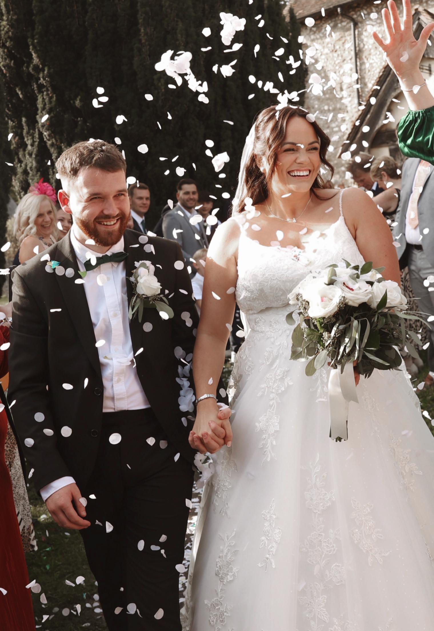 Biodegradable Confetti | White Paper Confetti | 7 Handfuls +