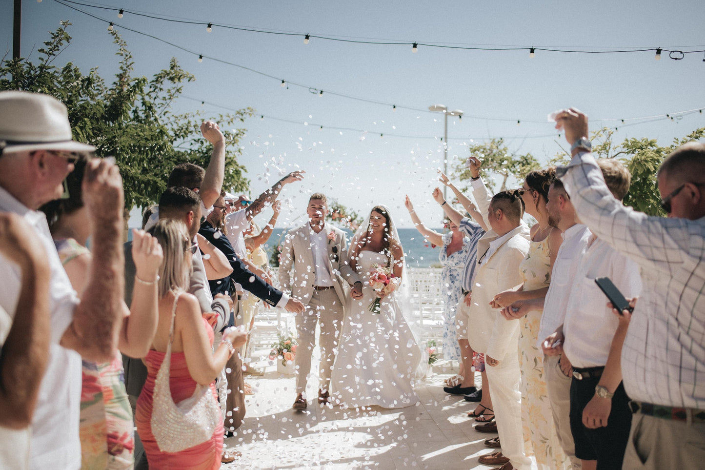 Biodegradable Confetti | White Paper Confetti | 7 Handfuls +