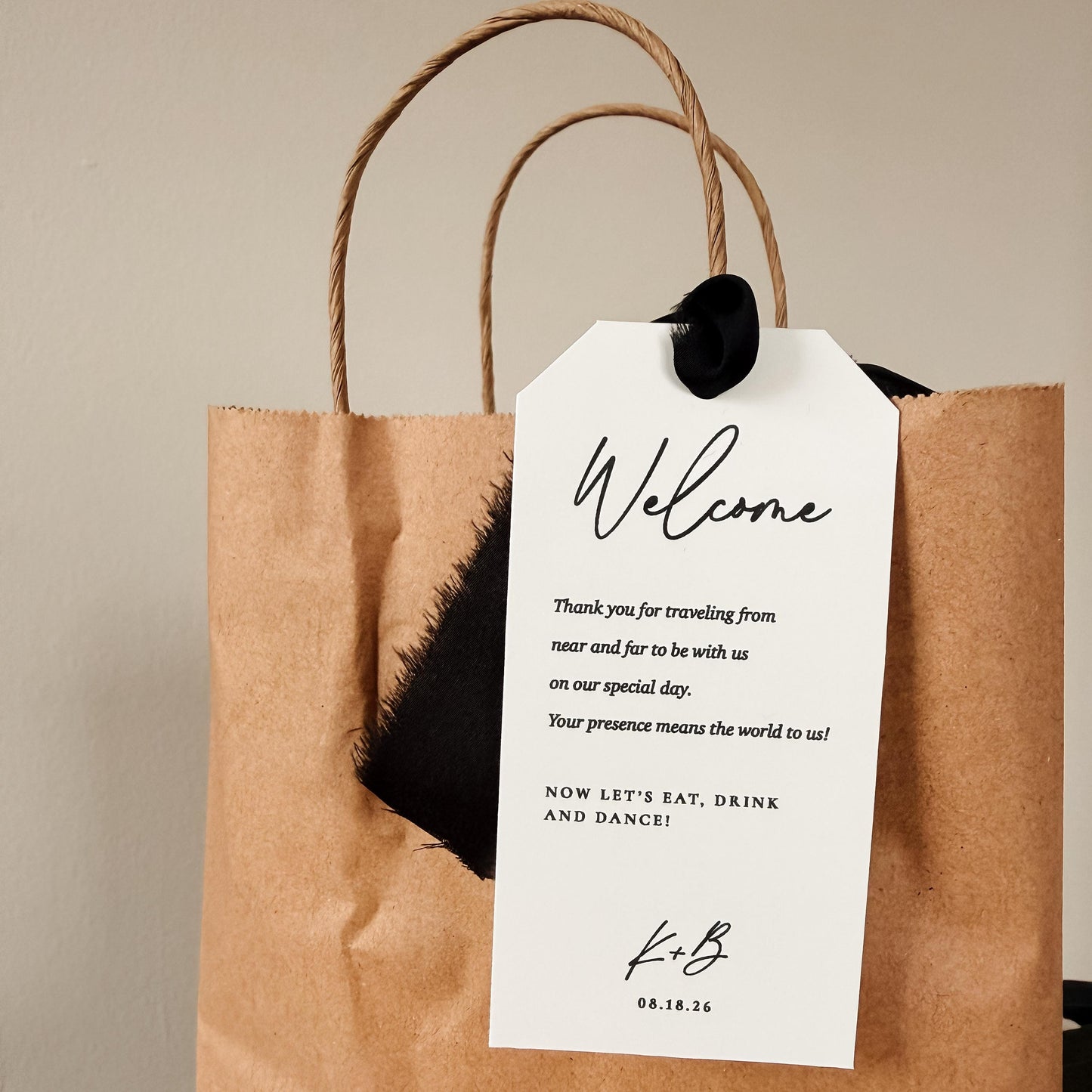 Personalized Wedding Welcome Bag Tags, Custom Hotel Gift Tags (2.4 x 4.75 inches)