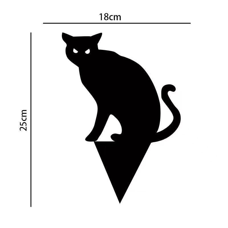 scared black cat silhouette