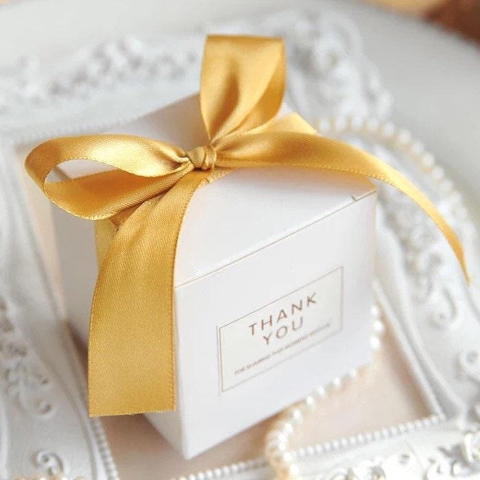 His & Her Favorites Wedding Favor Boxes - SET OF 10 — White Confetti Box
